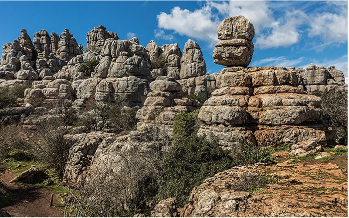 Parque Natural Torcal de Antequera., Ma?laga. Foto- Eduardo Estellez_Shutterstock