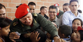 Hugo Chávez ordenó tomar hoteles para alojar a los afectados por las lluvias