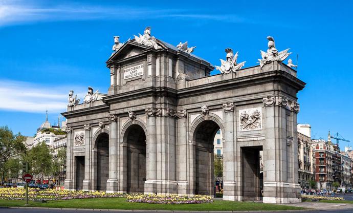 Puerta de Alcalá - Madrid (imagen de referencia)