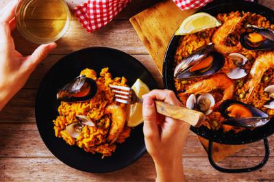 La paella tradición gastronómica española que conquista paladares en todo el mundo 