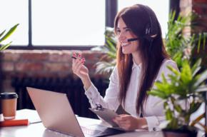 Sonrisa telefónica: qué es y cómo se consigue