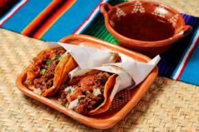 Tacos de Birria: El Arte de Prepararlos con los Ingredientes Perfectos